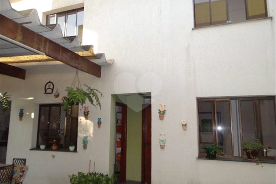 Casa à venda com 6 quartos, sendo 2 suítes, em Jardim França, São Paulo, SP