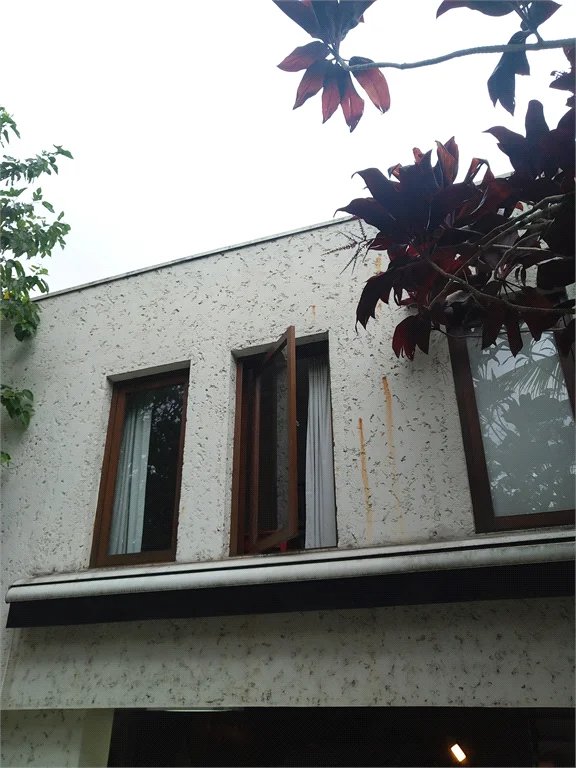 Casa à venda com 4 quartos, sendo 3 suítes, em Vila Tramontano, São Paulo, SP