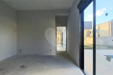 Casa à venda com 4 quartos, sendo 3 suítes,  no condomínio Samballa 3, Atibaia - SP