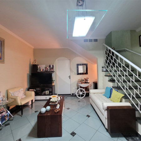 Sobrado à venda com 5 quartos, sendo 2 suítes, em Jardim Vera Cruz, São Paulo, SP