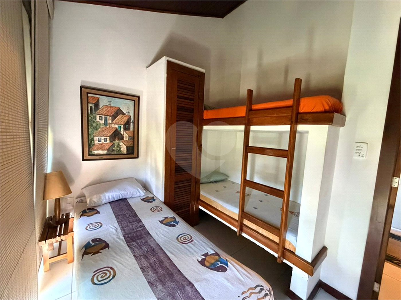Casa em condomínio à venda com 3 quartos, sendo 1 suíte,  em Manguinhos, Armação dos Búzios, RJ