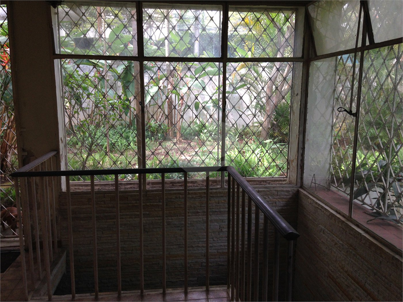 Casa à venda com 4 quartos, sendo 1 suíte,  em Jardim Petrópolis, São Paulo, SP