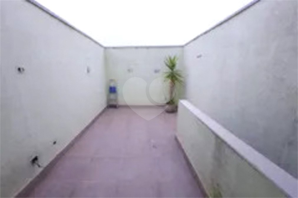 Casa à venda com 3 suítes em Jardim Santo Elias, São Paulo, SP