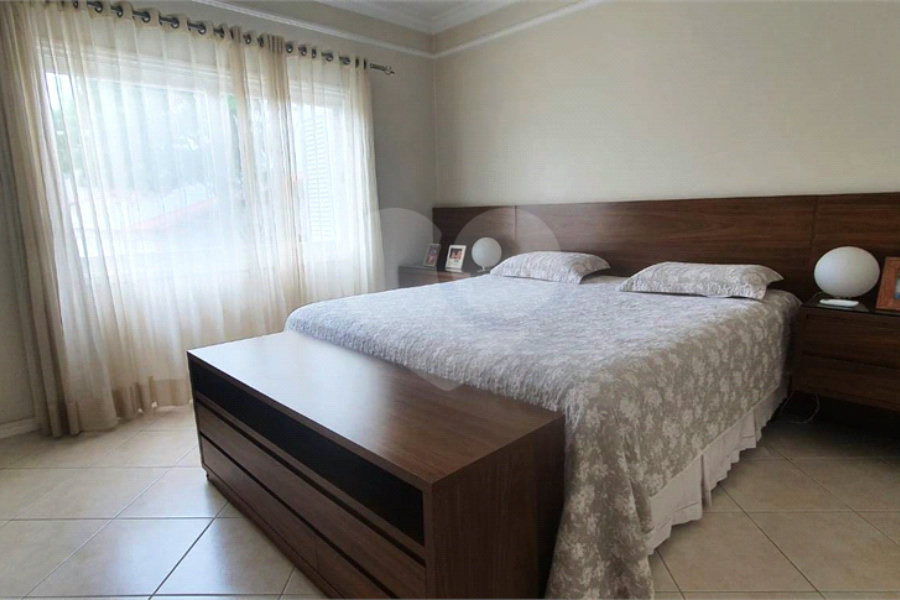 Sobrado à venda com 3 suítes em Santana, São Paulo, SP