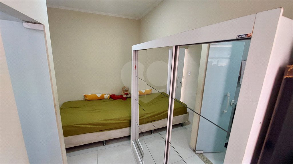 Casa à venda com 4 quartos, sendo 2 suítes, no condomínio Vivendas do Mendanha, Rio de Janeiro - RJ