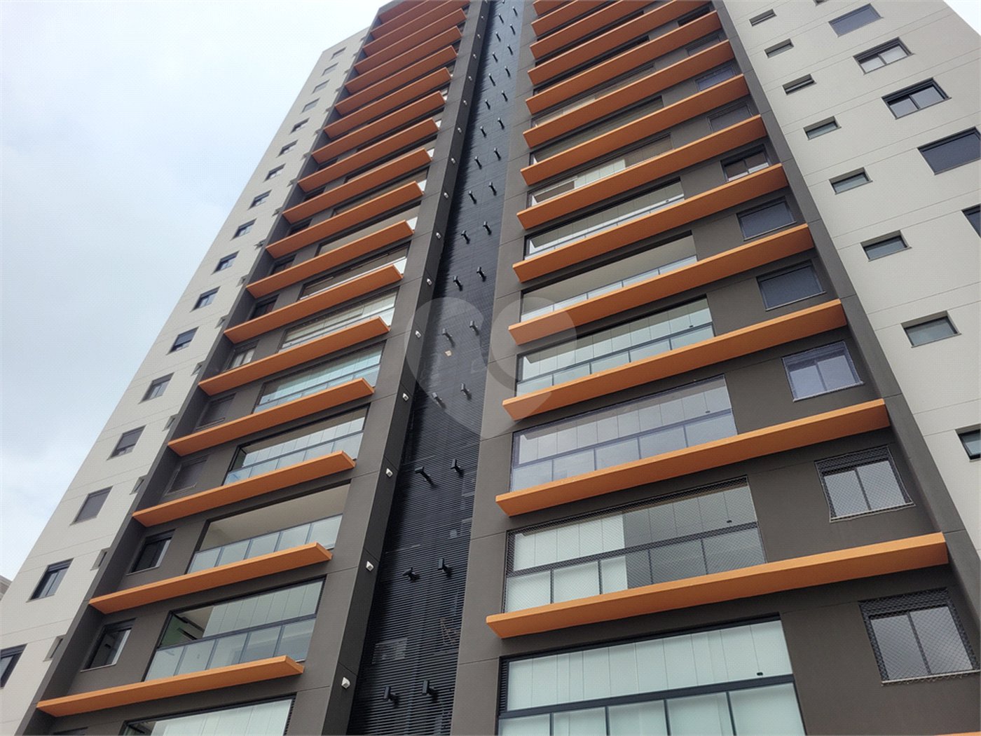Apartamento à venda com 3 suítes em Parque Campolim, Sorocaba, SP