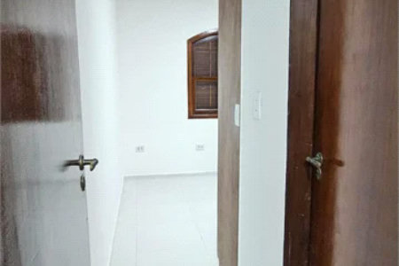 Sobrado à venda com 3 quartos, sendo 2 suítes, em Ferreira, São Paulo, SP