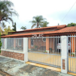 Casa à venda com 4 quartos, sendo 1 suíte,  em Villarejo Sopé da Serra (Vilarejo), Cabreúva, SP