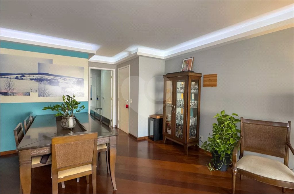 Apartamento à venda com 3 quartos, sendo 1 suíte, em Brooklin Paulista, São Paulo, SP
