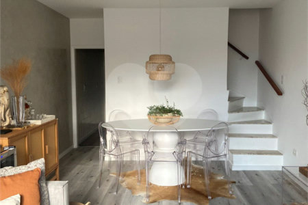 Casa de Vila à venda com 3 quartos, sendo 1 suíte, em Vila Cordeiro, São Paulo, SP