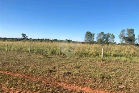 Chácara à venda com 6 quartos no Centro, Terenos, MS