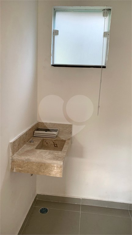Sobrado à venda com 2 suítes em Residencial Jardins da Catalunha, Atibaia, SP