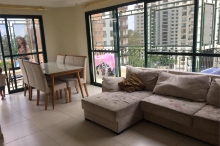 Apartamento à venda com 3 suítes em Vila Suzana, São Paulo, SP