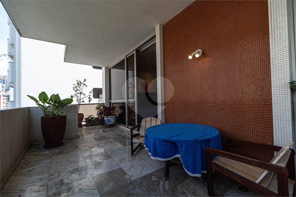 Apartamento à venda ou para alugar com 4 quartos, sendo 1 suíte,  em Jardim América, São Paulo, SP