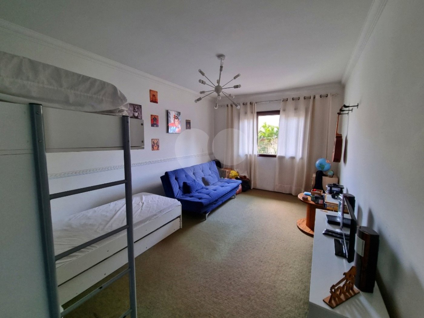Sobrado com 300m² , 3 dormitórios , sendo 2 suítes , 4 vagas , à venda no Jabaquara.
