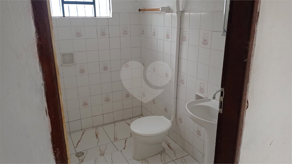 Casa à venda com 4 quartos, sendo 1 suíte, em Vila Arruda, Itapetininga, SP