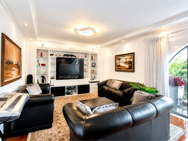Apartamento à venda com 4 quartos, sendo 1 suíte,  em Granja Julieta, São Paulo, SP