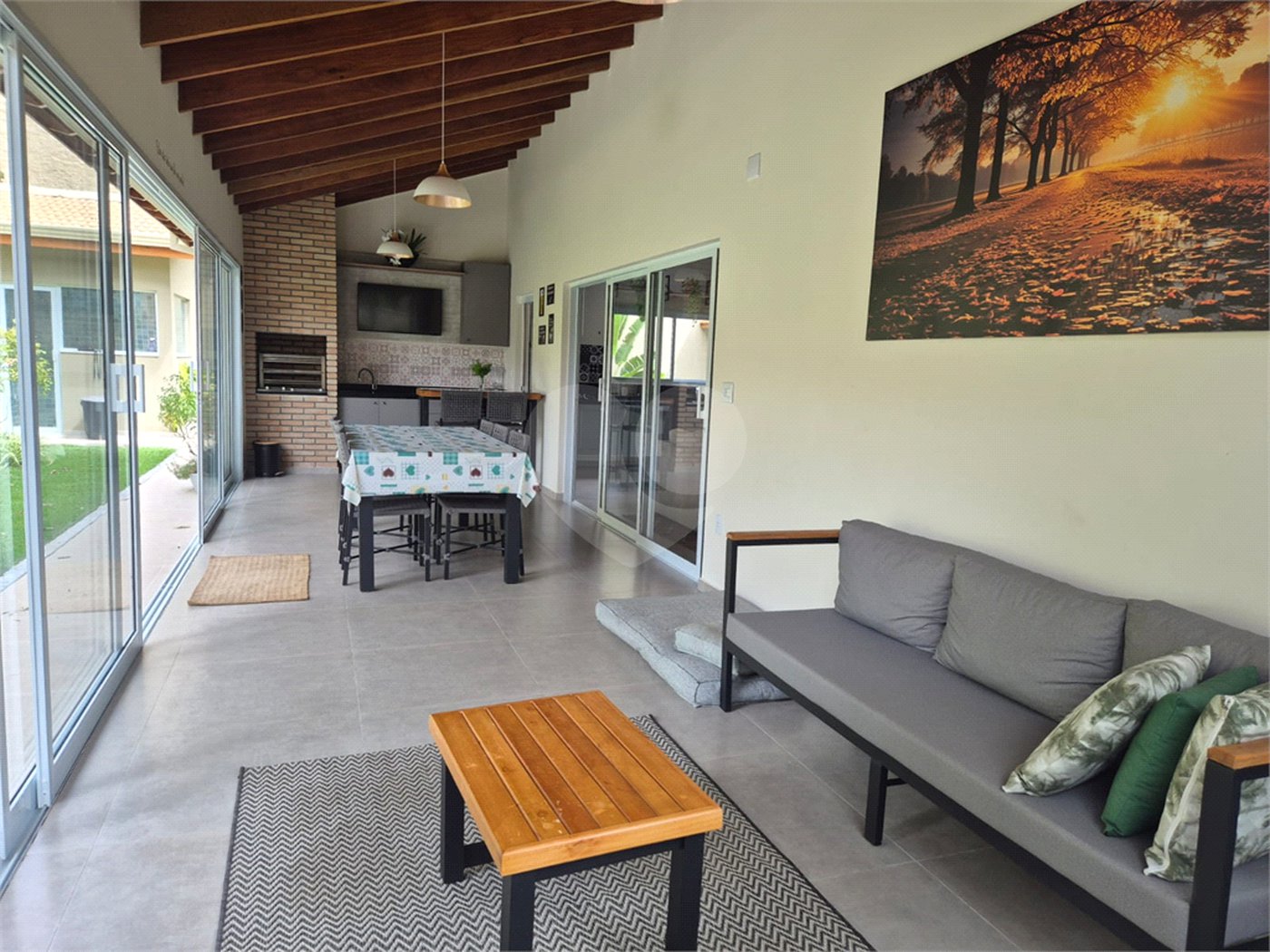 Casa à venda com 3 suítes no condomínio Alpes da Cantareira, Mairiporã - SP