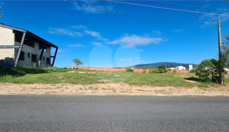 Terreno à venda no condomínio Village Ipanema 2, Araçoiaba da Serra - SP