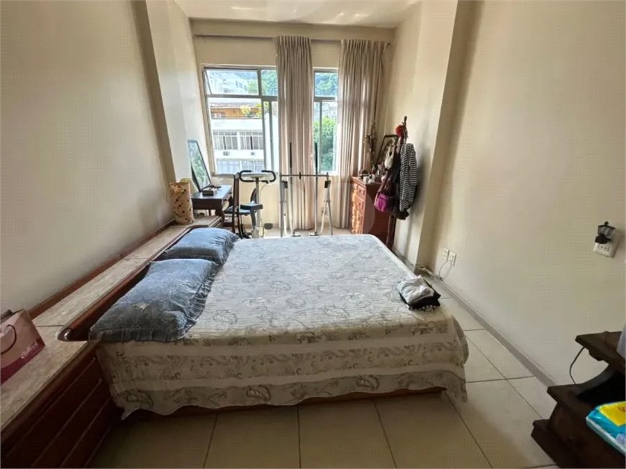 Apartamento à venda com 2 quartos em Laranjeiras, Rio de Janeiro, RJ