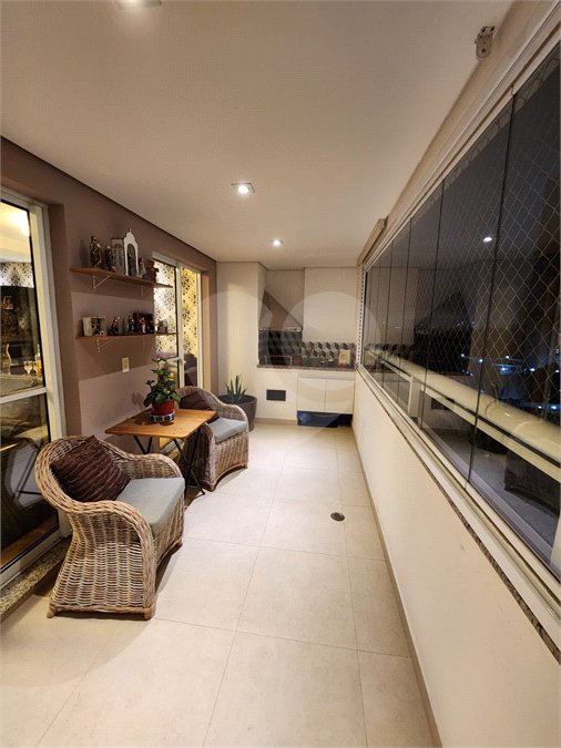 Apartamento à venda com 3 suítes em Vila Suzana, São Paulo, SP
