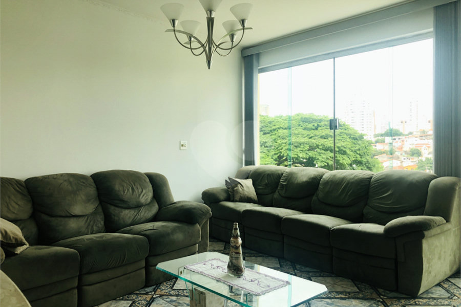 Sobrado à venda com 3 quartos, sendo 1 suíte, em Vila Romero, São Paulo, SP
