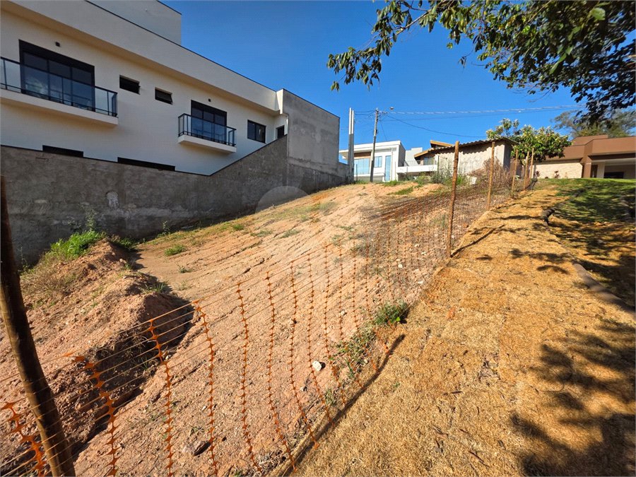 Terreno à venda no condomínio Reserva dos Jatobás, Louveira - SP