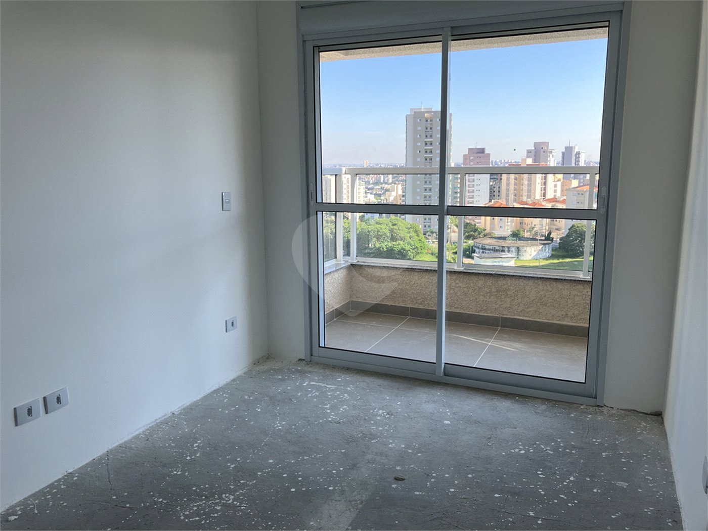 Apartamento à venda com 3 quartos, sendo 1 suíte,  em Parque Campolim, Sorocaba, SP