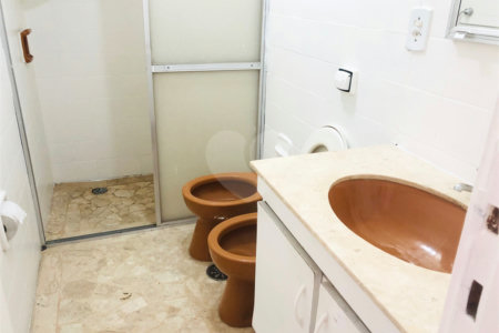 Moema, apto para locação, localização imperdível!!!
