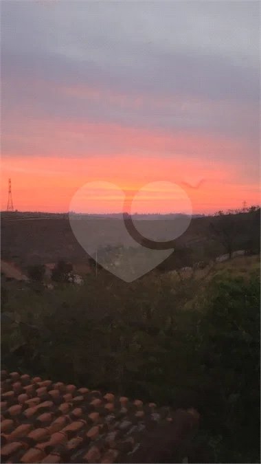 Sítio à venda com 8 quartos, sendo 3 suítes,  em Monte Alegre, Vinhedo, SP