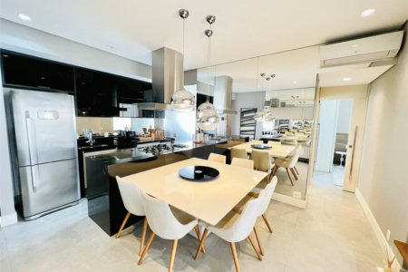Apartamento venda / locação Vila Nova Conceição, 80m², andar alto, 1 suíte e 2 vagas