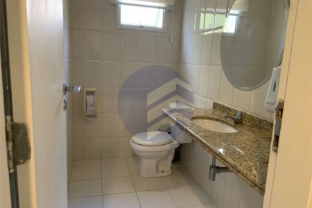 Apartamento à venda ou para alugar com 3 quartos, sendo 3 suítes, em Morumbi, São Paulo - SP