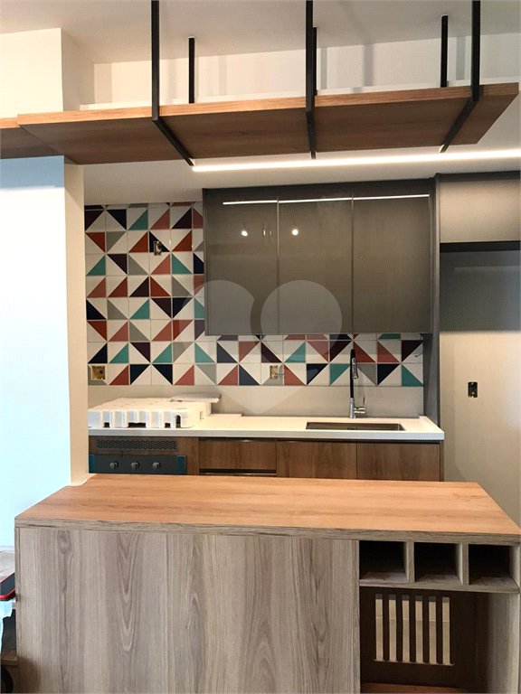 Apartamento à venda com 3 quartos, sendo 1 suíte, em Barra Funda, São Paulo, SP
