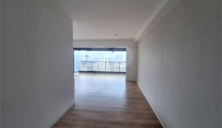 Apartamento à venda com 2 quartos, sendo 1 suíte,  em Vila Esperança, São Paulo, SP