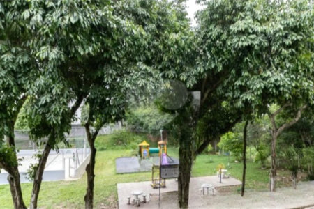 Casa à venda com 5 quartos em Sítio Caraguata, São Paulo, SP