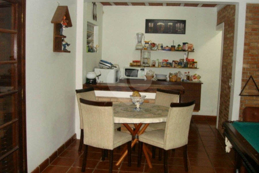Sítio à venda com 10 quartos em Sítio Arueira, Piracaia, SP