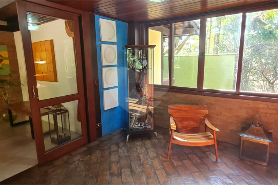 Casa à venda com 4 suítes em Serra da Cantareira, Mairiporã, SP