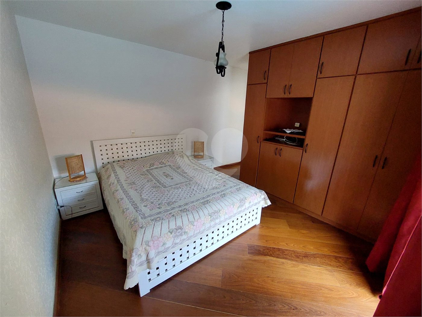 Casa à venda ou para alugar com 5 quartos, sendo 1 suíte, em Cumbari, Mairiporã, SP