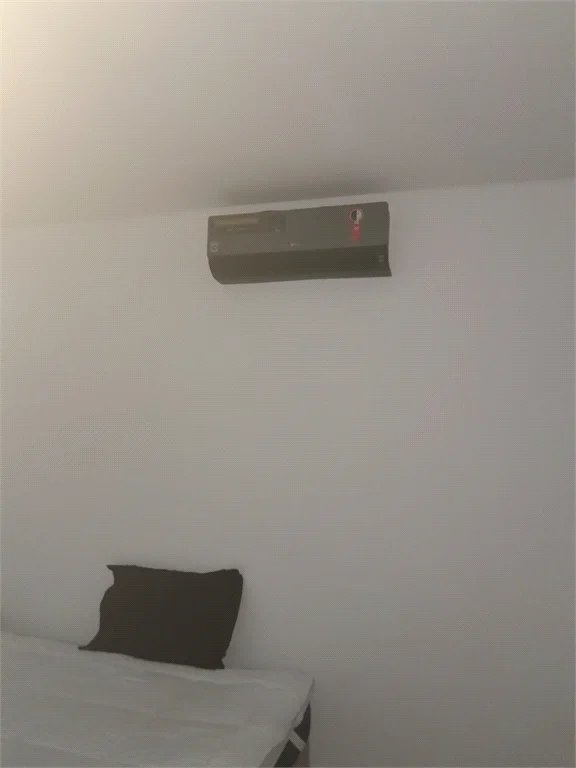Casa à venda com 3 suítes em Moinho Velho, Cotia, SP