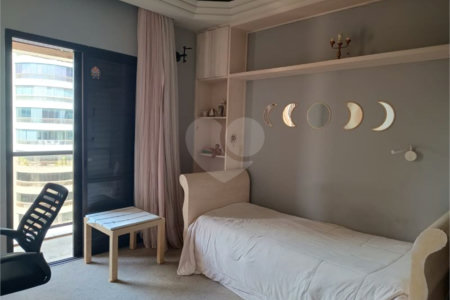 Apartamento à venda com 3 suítes em Vila Suzana, São Paulo, SP