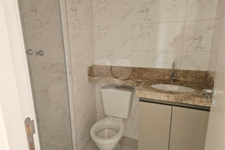 Apartamento à venda com 3 quartos, sendo 1 suíte, no Centro, Poá, SP
