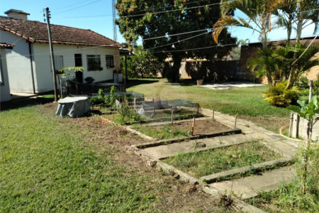Terreno à venda no Centro, Elias Fausto, SP