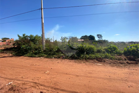 Terreno à venda no condomínio Terreno na Rua Realeza,500, Ponta Porã - MS