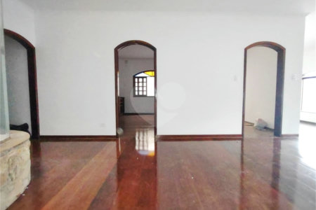 Sobrado à venda ou para alugar com 5 quartos, sendo 3 suítes, em Jardim Franca, São Paulo, SP
