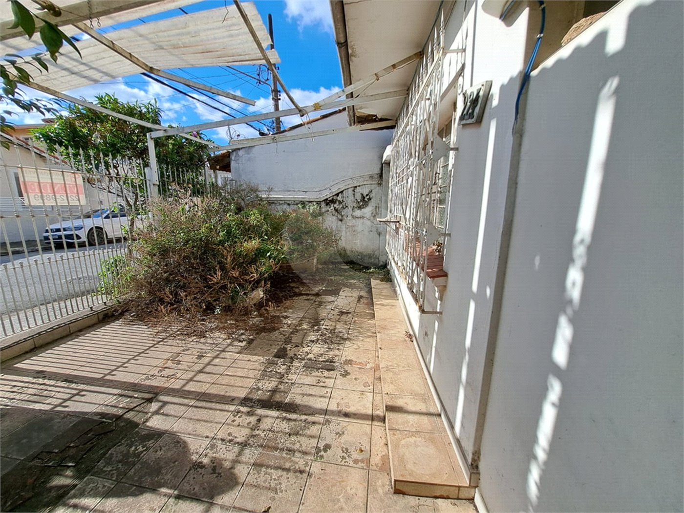 Casa à venda com 3 quartos, sendo 1 suíte, em Vila Constança, São Paulo, SP