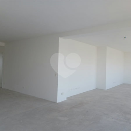 Apartamento à venda com 4 suítes em Real Parque, São Paulo, SP