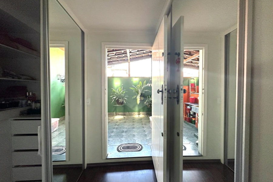 Sobrado à venda com 2 quartos em Vila Constança, São Paulo, SP