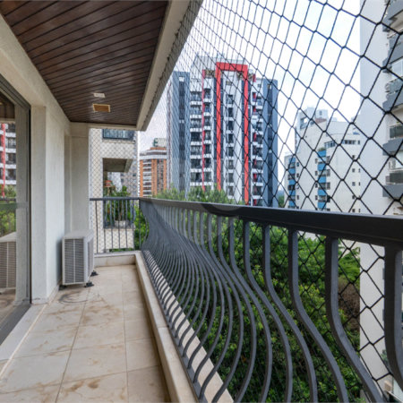 Apartamento à venda com 3 suítes em Vila Nova Conceição, São Paulo, SP