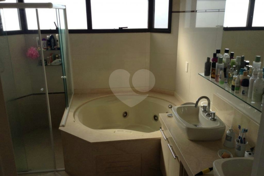 Apartamento à venda com 4 suítes em Santana, São Paulo, SP