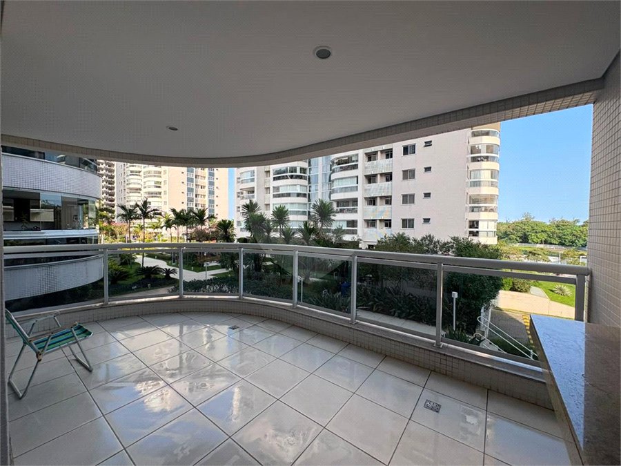 Apartamento à venda com 2 quartos, sendo 1 suíte,  em Camorim, Rio de Janeiro, RJ